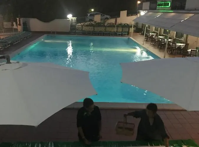 Апарт-отель Rifugio Del Cavaliere